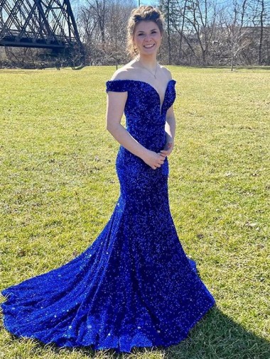 Best Velvet Sequin Off the Shoulder Sleeveless Sweep Train Evening Dress Canada
